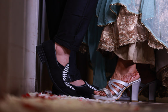 Women Saree Traditional Heels - Buy Women Saree Traditional Heels online in  India